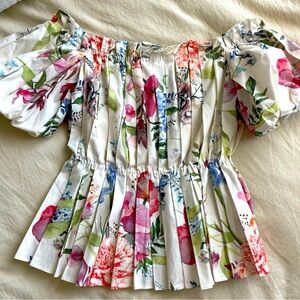 Antonio Melani Pleaded Balloon Sleeved Top